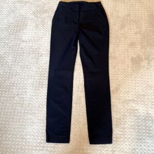 Kit and Ace size 4 Navigator pants. Navy, slim leg, zip front. GUC.